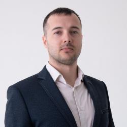 Team-Vladyslav Mandryka