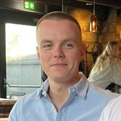 Koponan-Egill Hreinsson